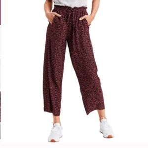 American Eagle Floral Flowy Drawstring Pants